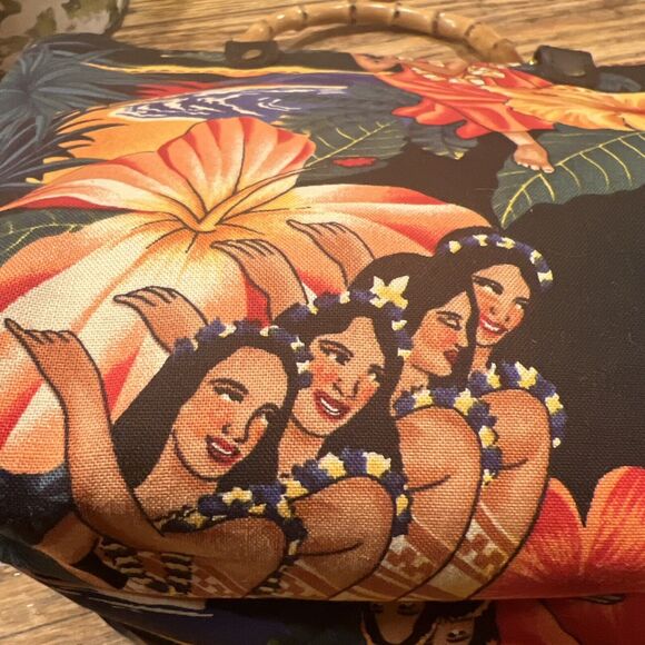 Accessories Unlimited Tropical Floral / Dancing Women Tote - Bamboo Handles COOL - Picture 7 of 16